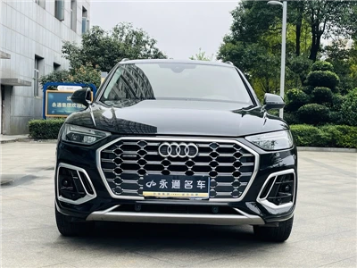 آئودی Q5L 40T 2022 Luxury Dynamic Edition